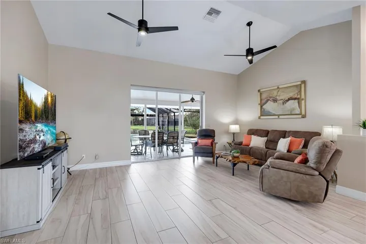 28820 Trenton Ct, Bonita Springs, Florida 34134