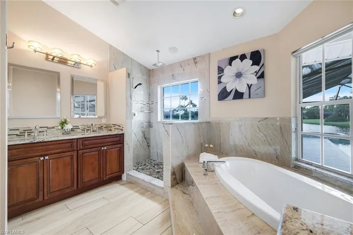 28820 Trenton Ct, Bonita Springs, Florida 34134