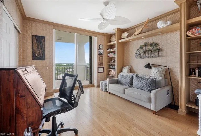 455  Cove Tower  DR, Naples, FL 34110