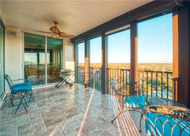 455  Cove Tower  DR, Naples, FL 34110