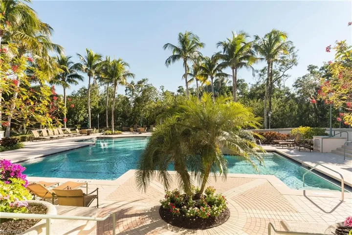 455  Cove Tower  DR, Naples, FL 34110