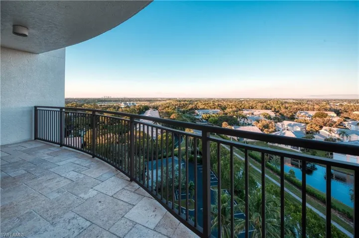 455  Cove Tower  DR, Naples, FL 34110