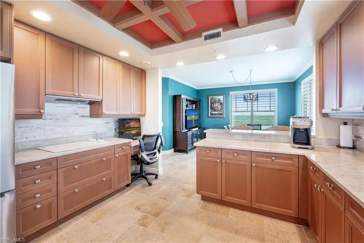 455  Cove Tower  DR, Naples, FL 34110