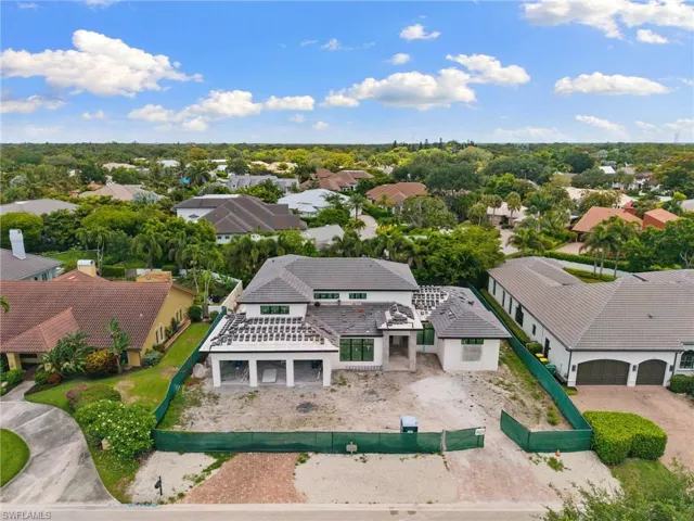 707 Buttonbush Ln, Naples, Florida 34108