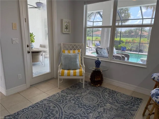 Kitchen Dining Area