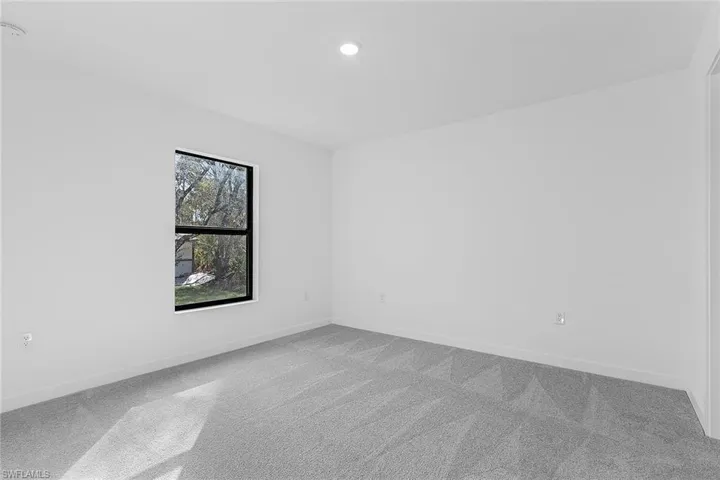 1909 NW 27th  ST, Cape Coral, FL 33993
