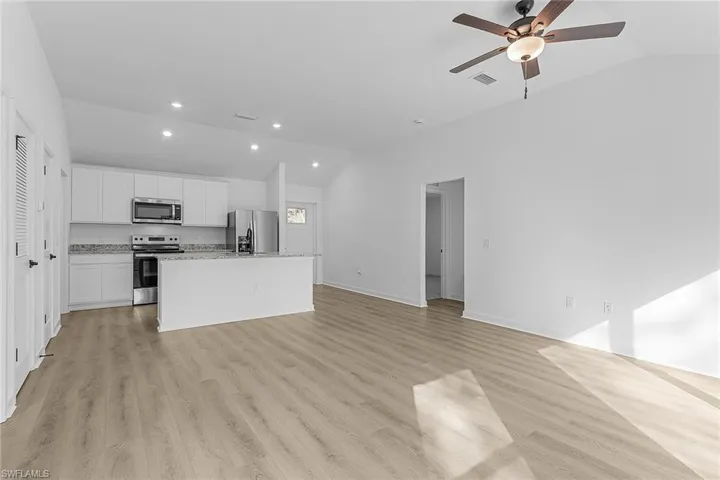 1909 NW 27th  ST, Cape Coral, FL 33993