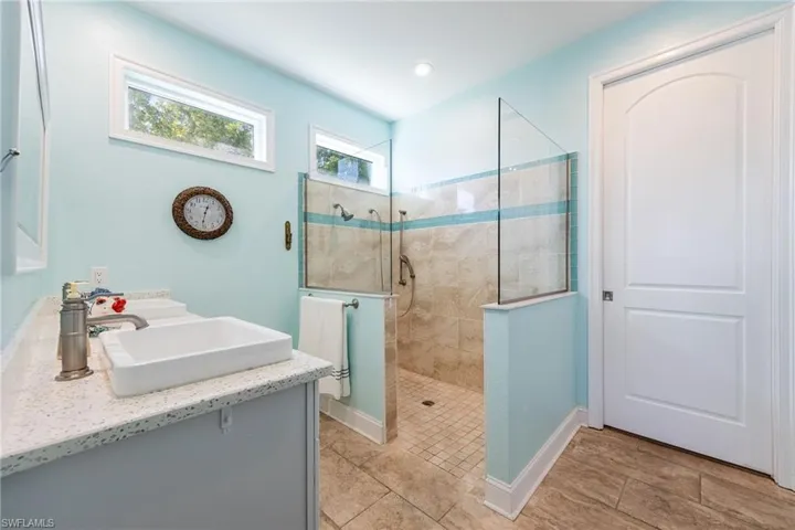 1309 Nw 3rd Pl, Cape Coral, Florida 33993