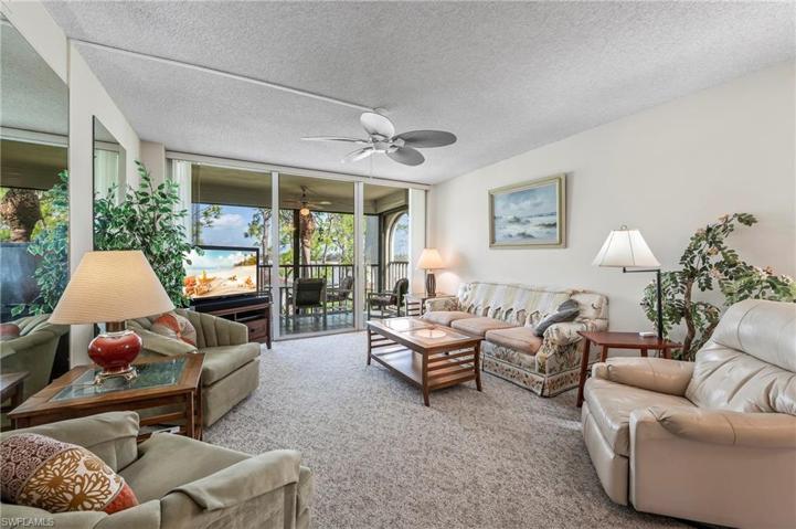 25804 Cockleshell DR # 318, BONITA SPRINGS FL 34135