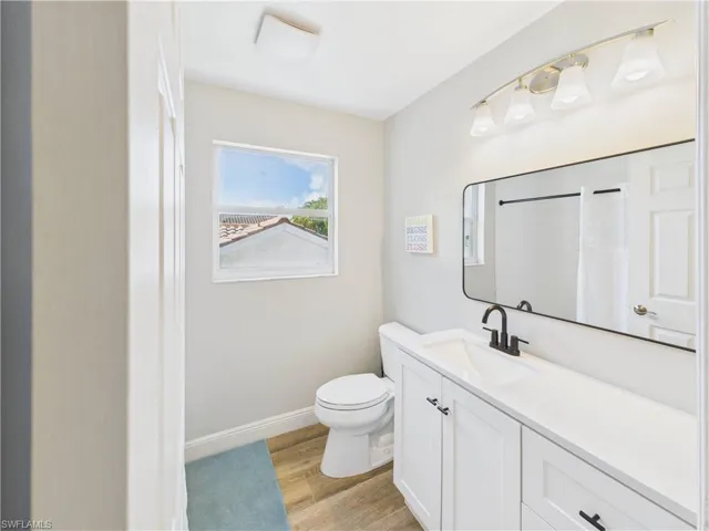 12560  Eagle Pointe  CIR, Fort Myers, FL 33913