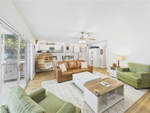 12560  Eagle Pointe  CIR, Fort Myers, FL 33913
