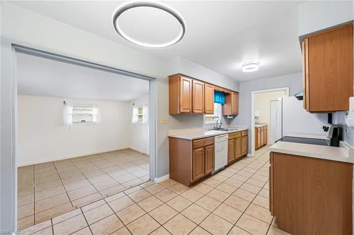 Living room-dining area