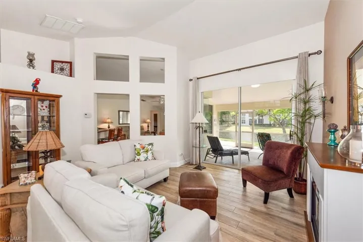 9241 Bramble Ct, Fort Myers, Florida 33919