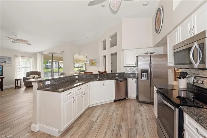 9241 Bramble Ct, Fort Myers, Florida 33919