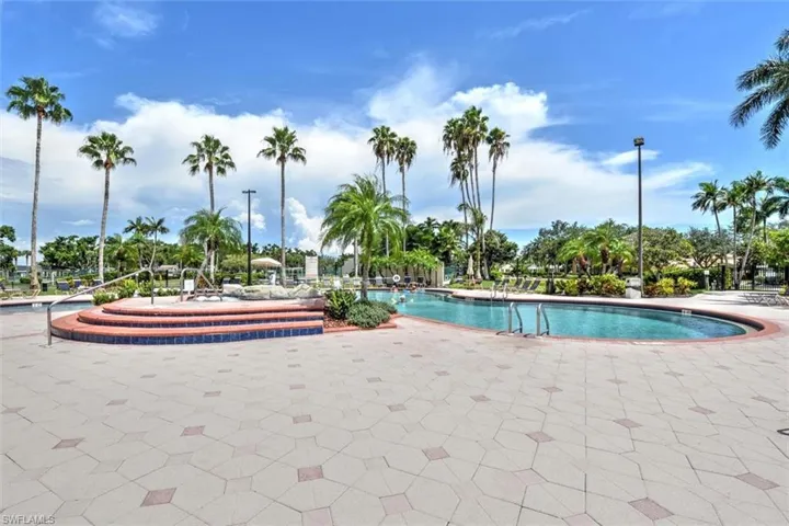 9241 Bramble Ct, Fort Myers, Florida 33919