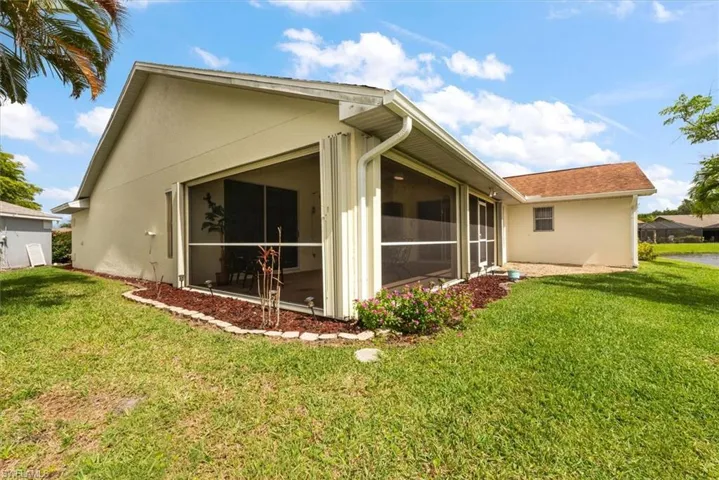 9241 Bramble Ct, Fort Myers, Florida 33919
