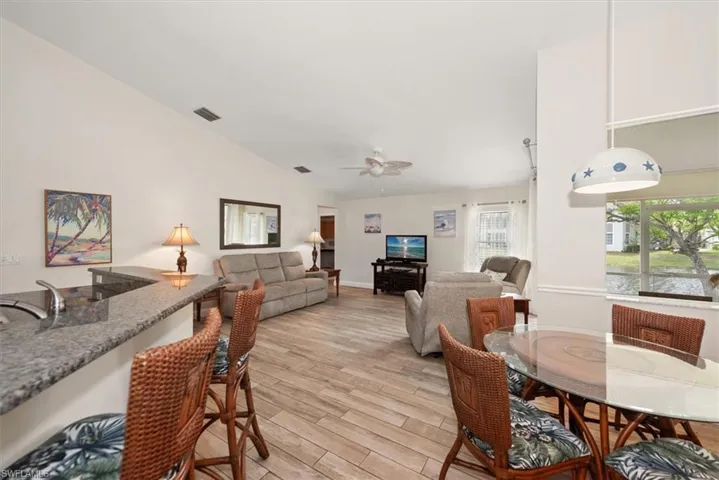 9241 Bramble Ct, Fort Myers, Florida 33919
