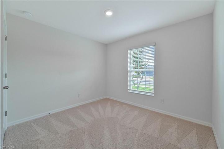 904  Arthur  ST, Immokalee, FL 34142
