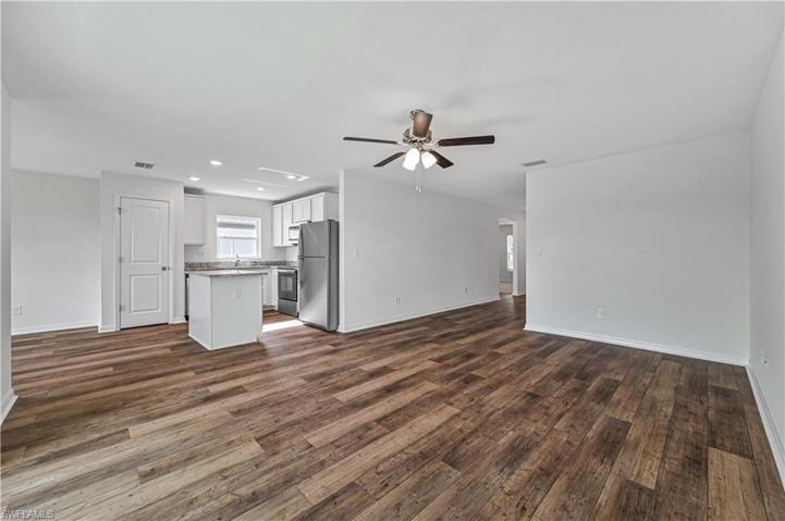 904  Arthur  ST, Immokalee, FL 34142