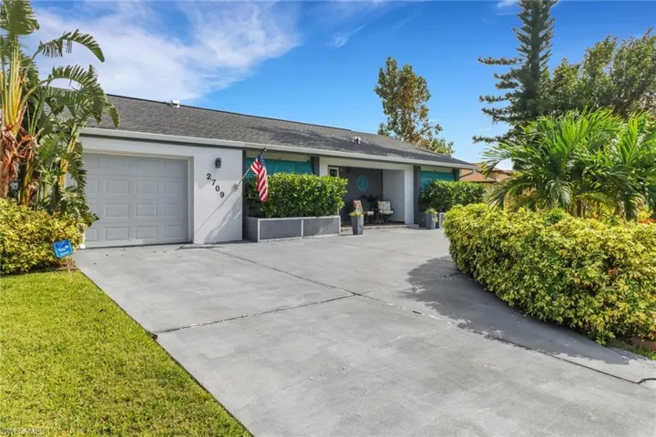 2709  Shelby  PKWY, Cape Coral, FL 33904