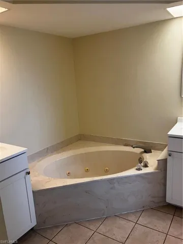 1001 Se 17th St, Cape Coral, Florida 33990