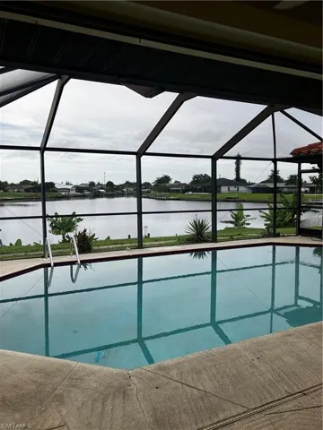 1001 Se 17th St, Cape Coral, Florida 33990