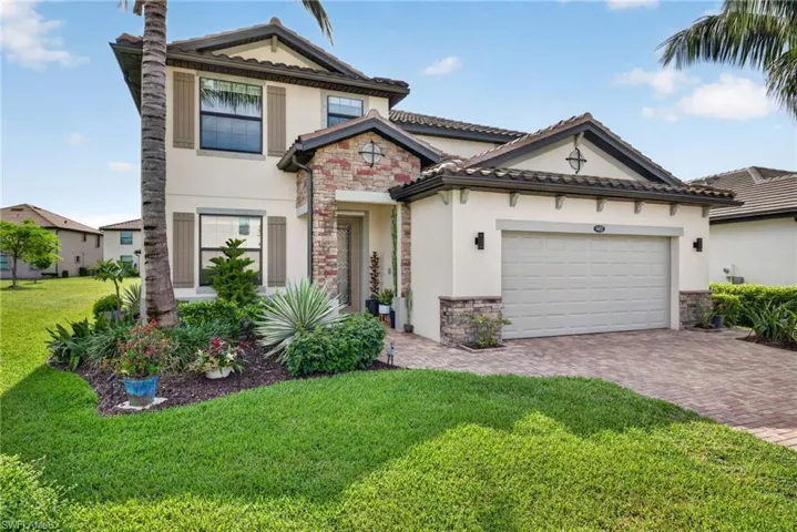 9452 Foxglove Ln, Naples, Florida 34120