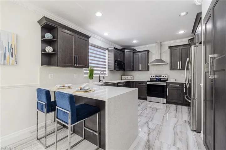 11141 Lakeland Cir, Fort Myers, Florida 33913