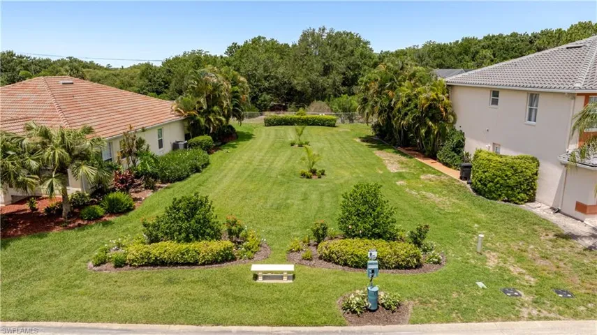 11141 Lakeland Cir, Fort Myers, Florida 33913