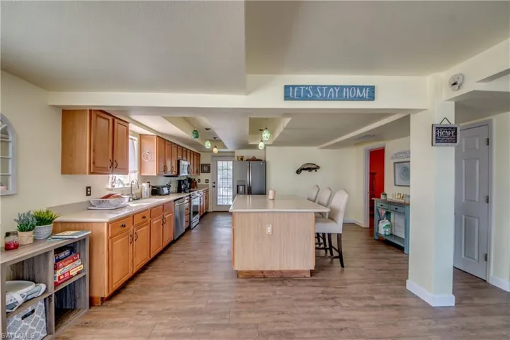 3579 Manatee DR, ST. JAMES CITY FL 33956