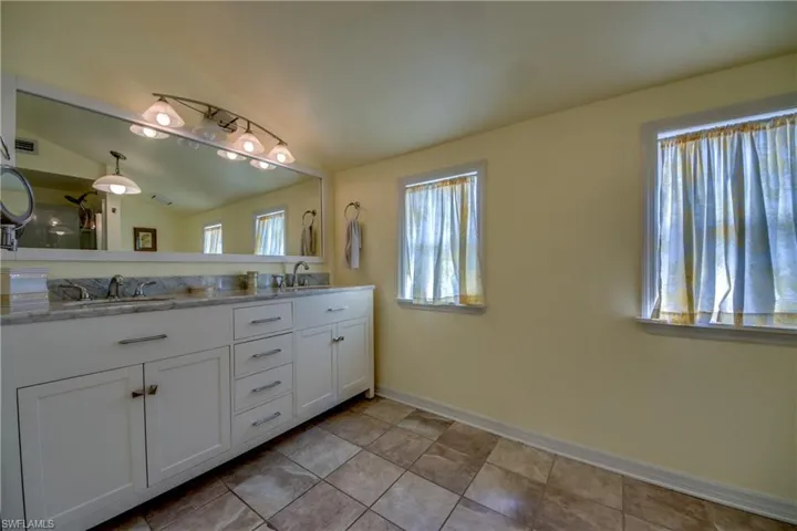 3579 Manatee DR, ST. JAMES CITY FL 33956