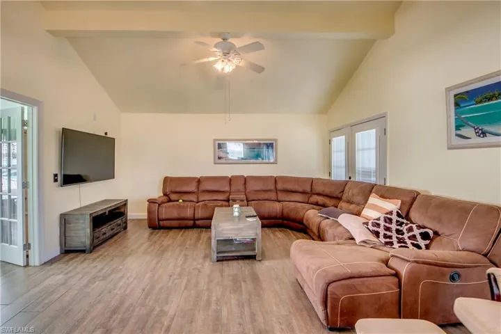3579 Manatee DR, ST. JAMES CITY FL 33956