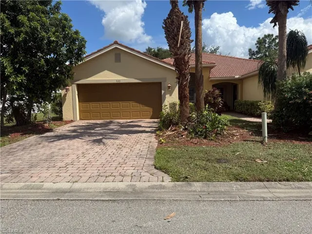 9195 Aegean Cir, Lehigh Acres, Florida 33936