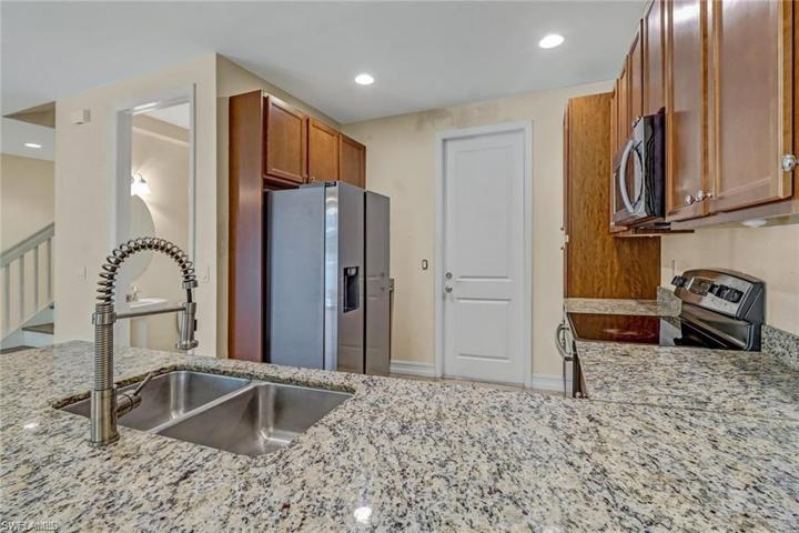 Granite countertops with breakfast bar