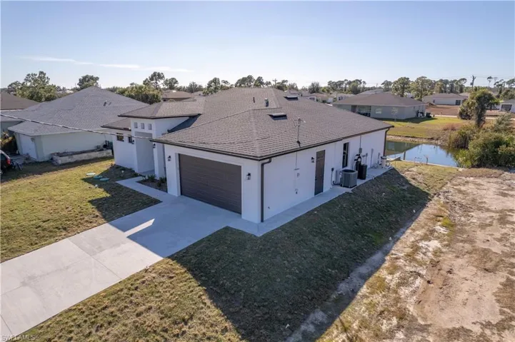 3318 Ne 13th Pl, Cape Coral, Florida 33909