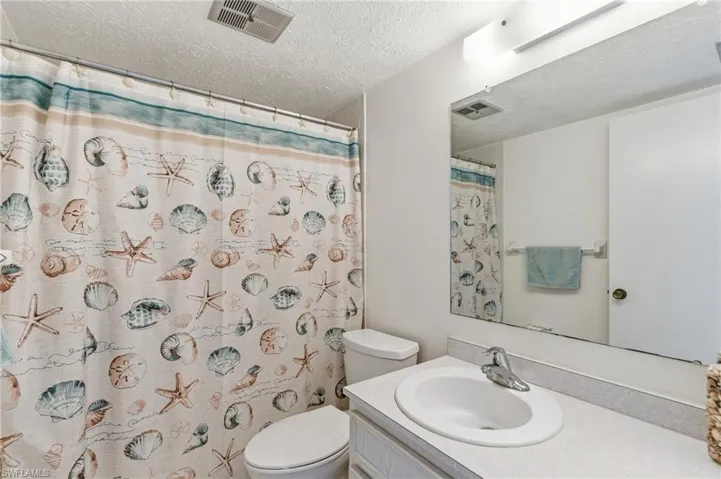 853 SE 46th  LN, Cape Coral, FL 33904