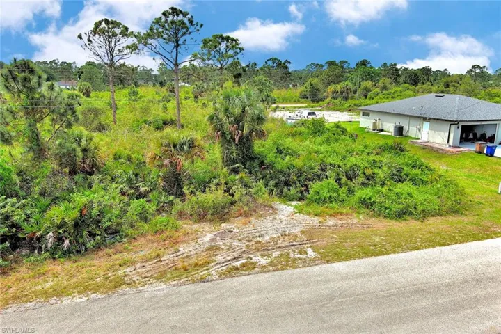3209  74th W ST, Lehigh Acres, FL 33971