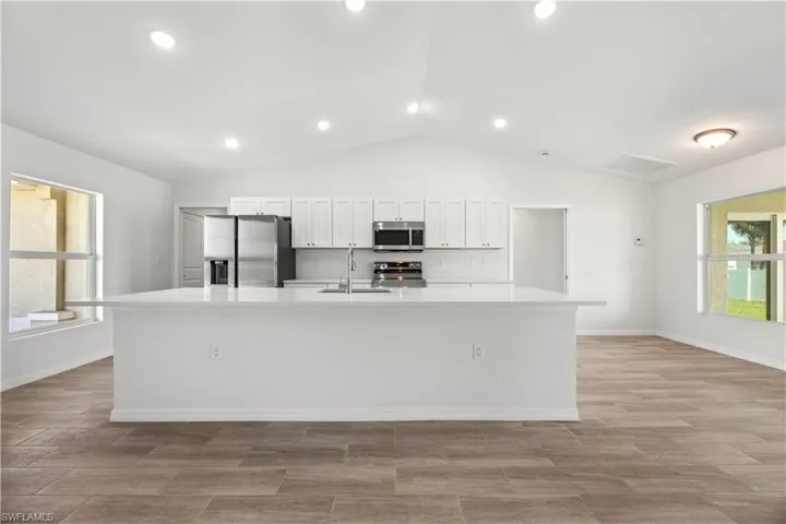 2200 NW 6th  ST, Cape Coral, FL 33993