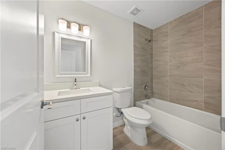 2200 NW 6th  ST, Cape Coral, FL 33993
