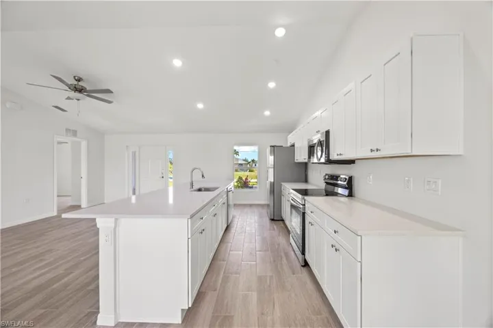 2200 NW 6th  ST, Cape Coral, FL 33993