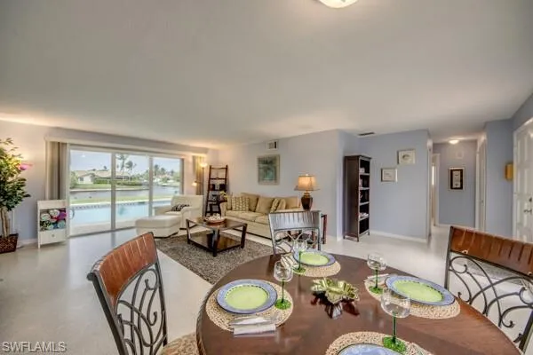 913 43rd TER, Cape Coral, FL 33904,224090746
