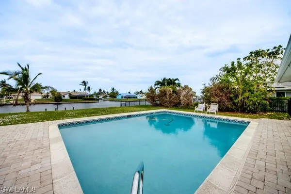 913 43rd TER, Cape Coral, FL 33904,224090746
