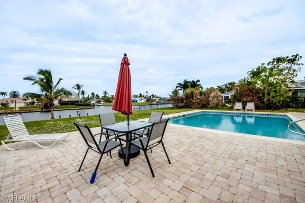 913 43rd TER, Cape Coral, FL 33904,224090746