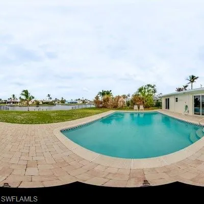 913 43rd TER, Cape Coral, FL 33904,224090746
