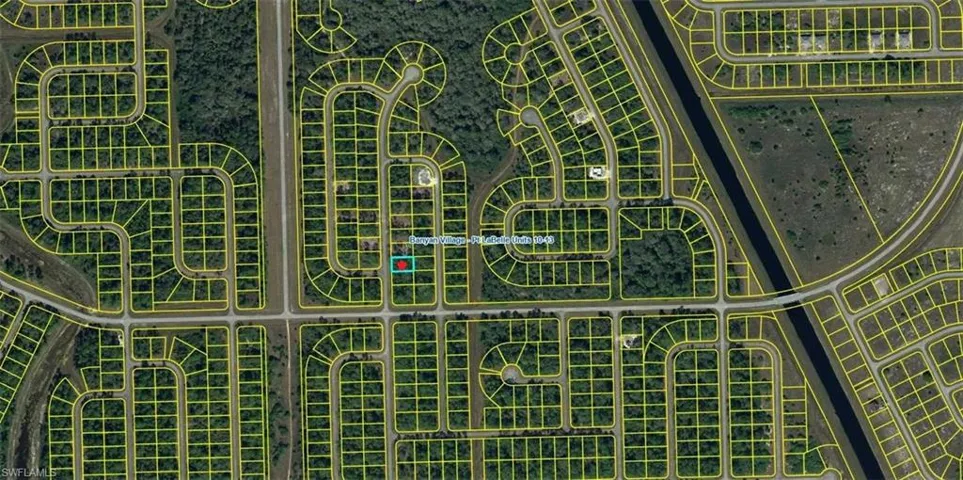 905  Emerald  ST, Labelle, FL 33935