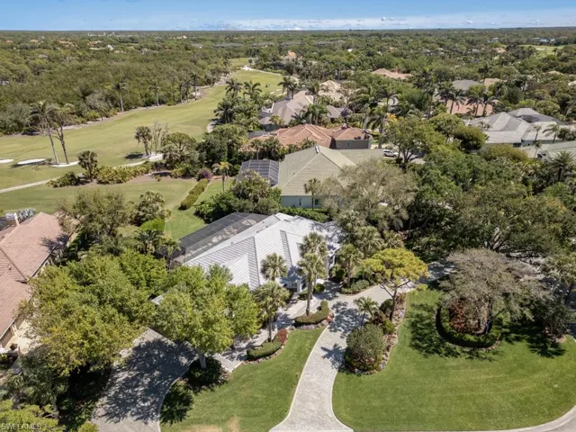 Bird's eye view featuring golf course view