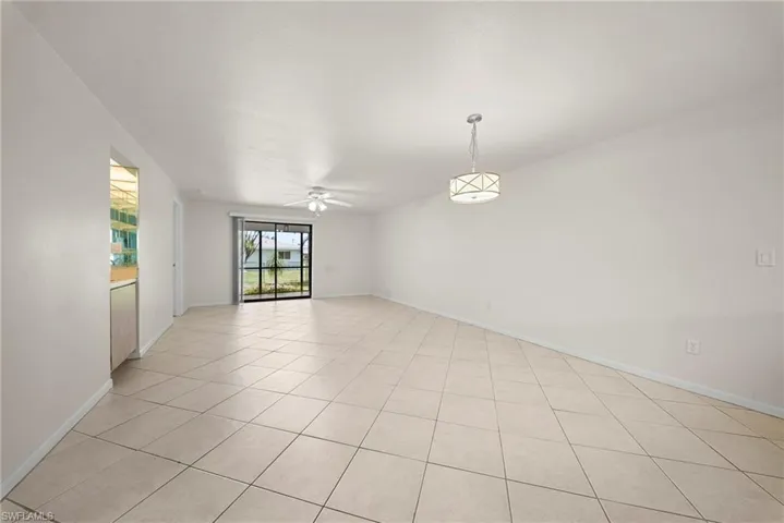 3917 Country Club Blvd 102, Cape Coral, Florida 33904