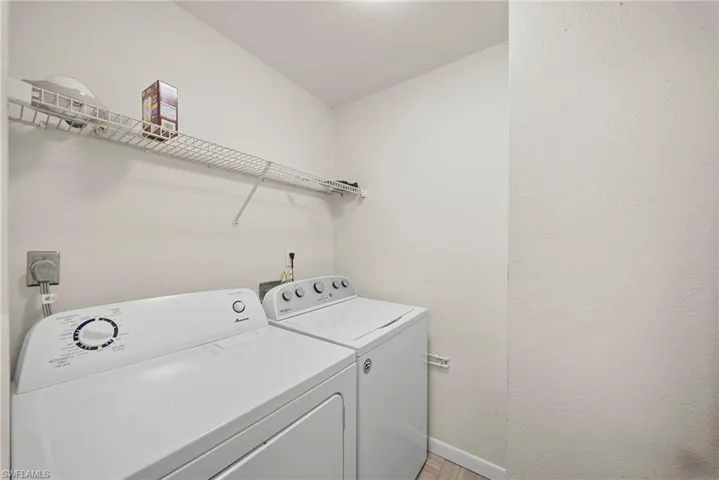 3917 Country Club Blvd 102, Cape Coral, Florida 33904