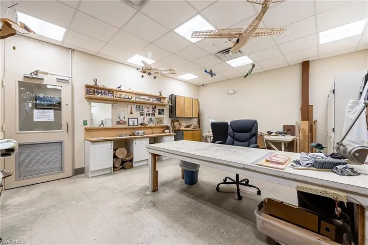 1580 Pine Valley Dr 415, Fort Myers, Florida 33907