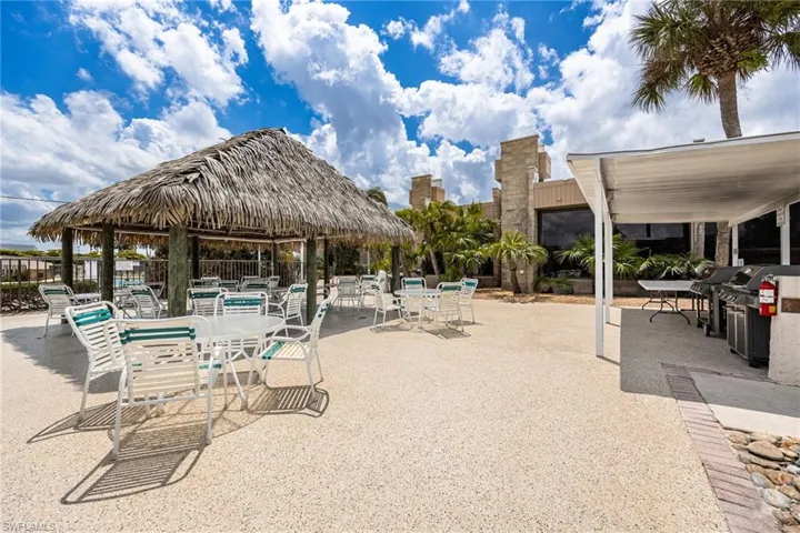 1580 Pine Valley Dr 415, Fort Myers, Florida 33907